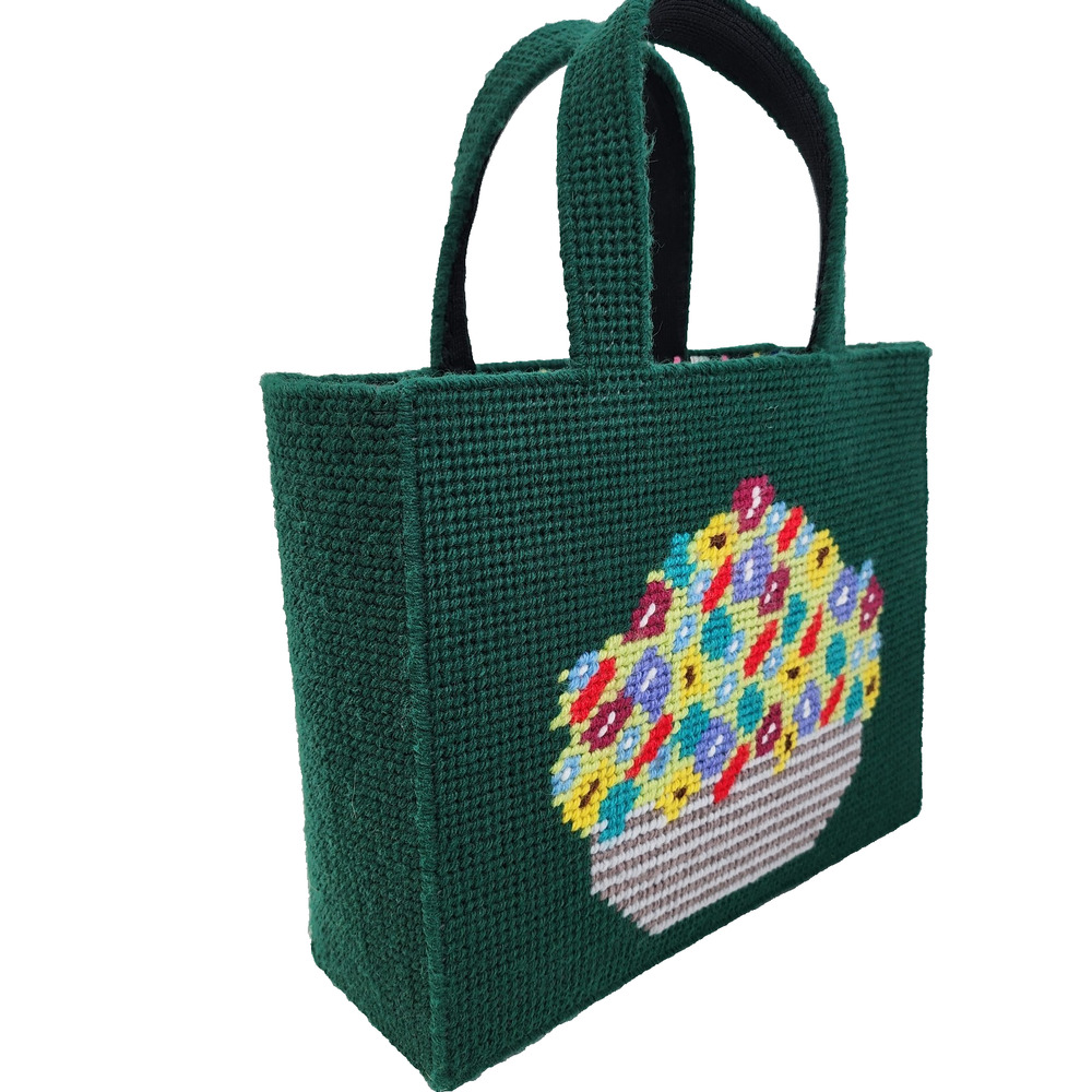 VTG Handmade Needlepoint Tote Bag Floral Canvas Plastic Purse Craft Knit 11x9 - Picture 4 of 15